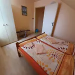 Gasthuis A Chatovy Camp U Np Podyji *
