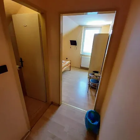 A Chatový Camp U Np Podyjí Penzion