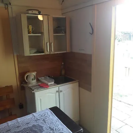 Penzion A Chatový Camp U Np Podyjí *