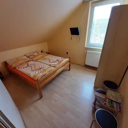 A Chatový Camp U Np Podyjí Penzion *