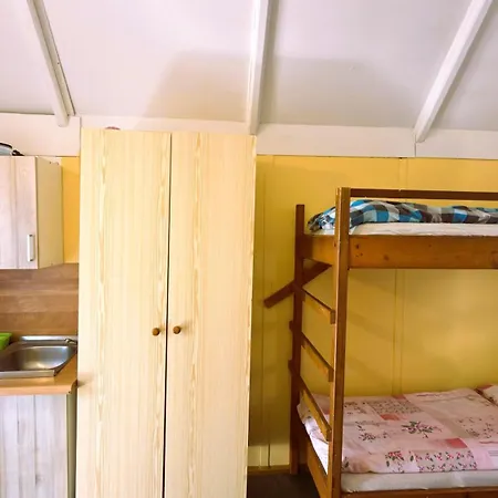 A Chatový Camp U Np Podyjí Penzion *