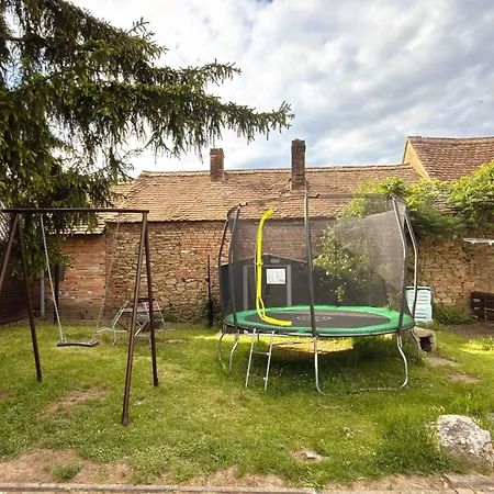 A Chatový Camp U Np Podyjí