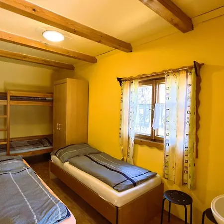 A Chatový Camp U Np Podyjí * Havraníky