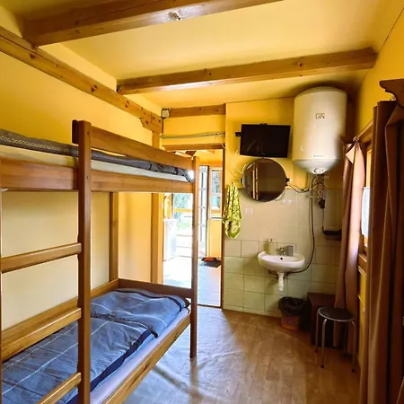 Penzion A Chatový Camp U Np Podyjí Havraníky