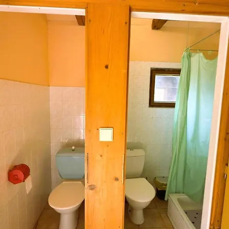 A Chatový Camp U Np Podyjí Penzion