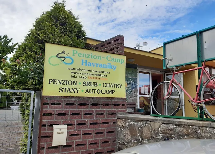 Pensión A Chatový Camp U Np Podyjí *